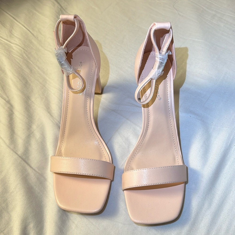 Ideal Shoes